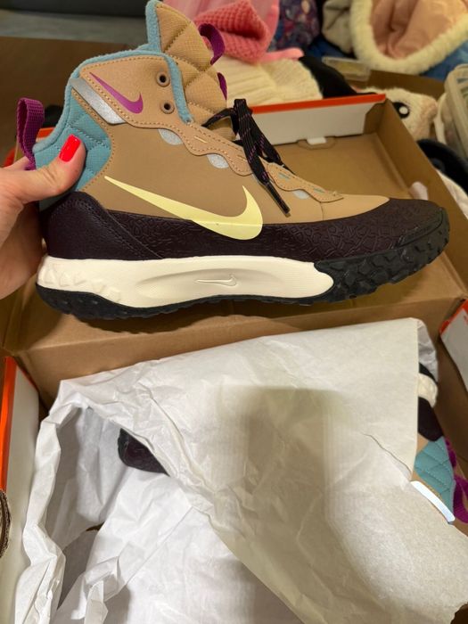 Новый ботинки/кеды Nike. Демисезон. 25000