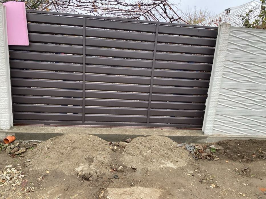 Garduri porti balcoane si balustrade din tabla debitata