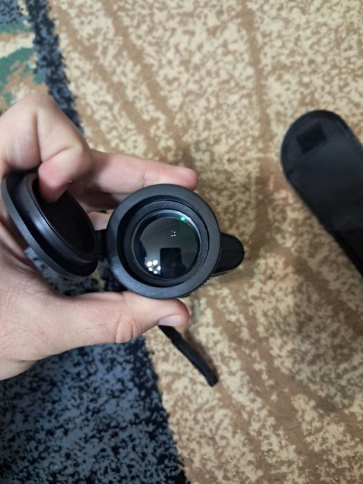 Бинокль 8×42 сатылады