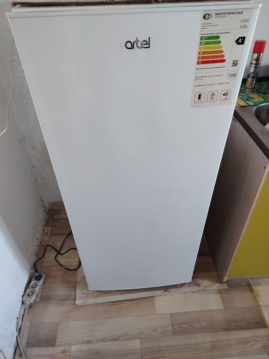 Холодильник сатылады