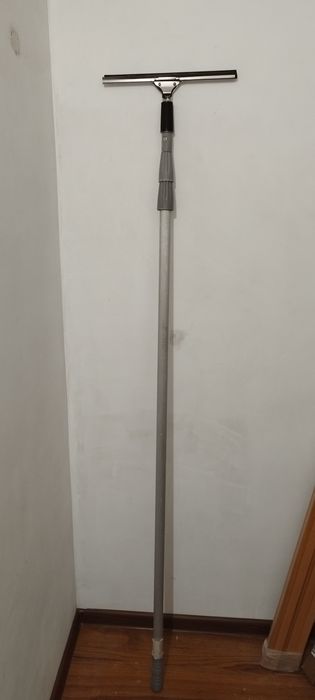 Водосгон для окон