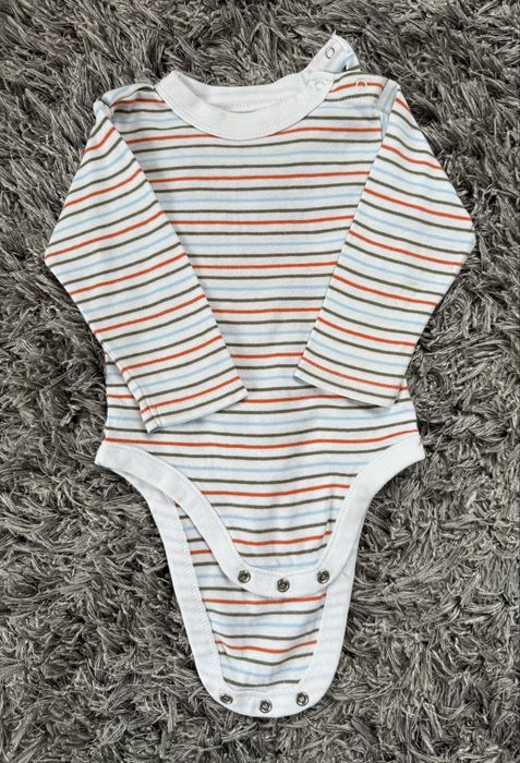 Lot 6 bodyuri cu maneca lunga 6 luni