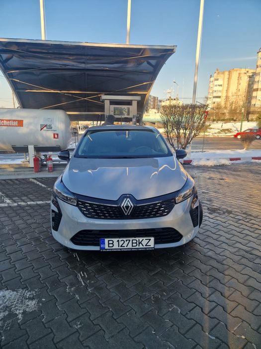 Inchiriez masina renault clio nou / benzina gpl