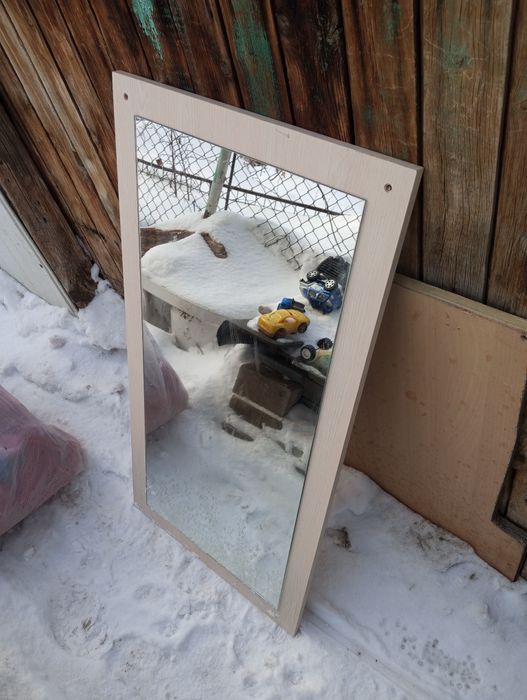 Продам зеркало 50 на 100см