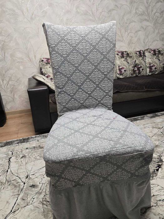 Продаются стулья 6 шт. местного производства.