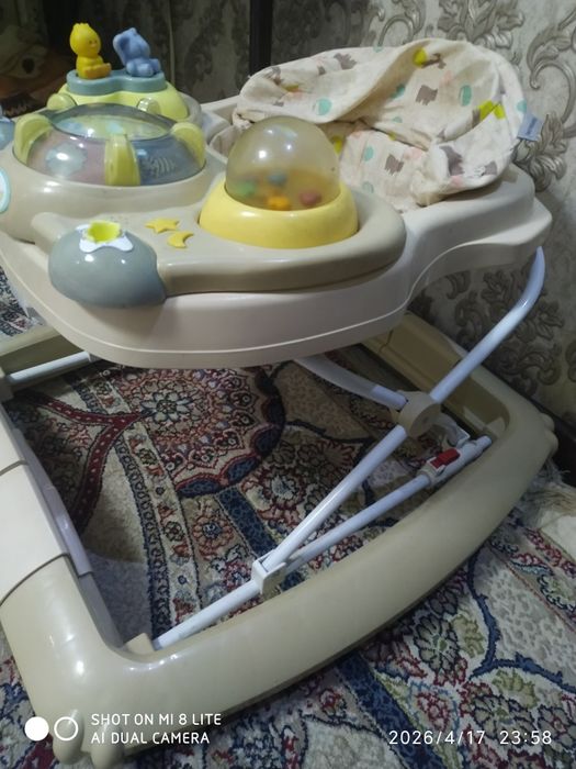 Стульчик ходунок качели 3 в 1