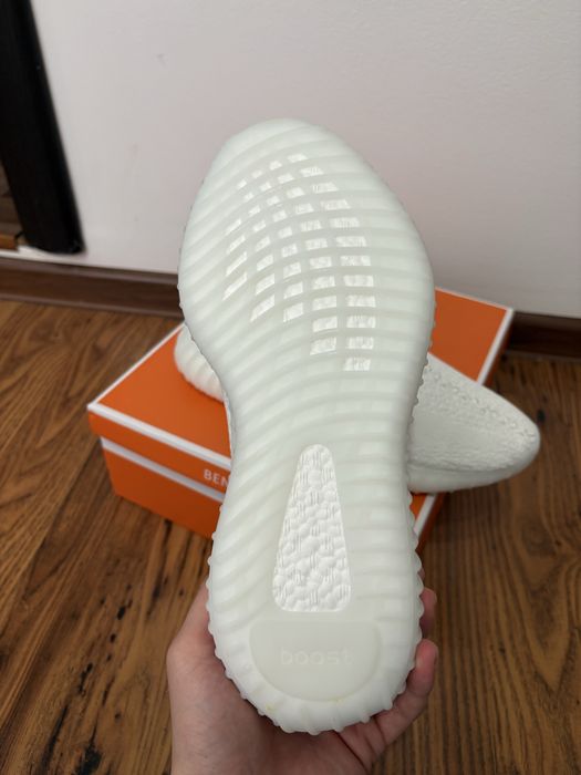 adidas yeezy boost V2 white