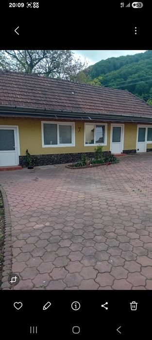 Vând casă in Sibisel