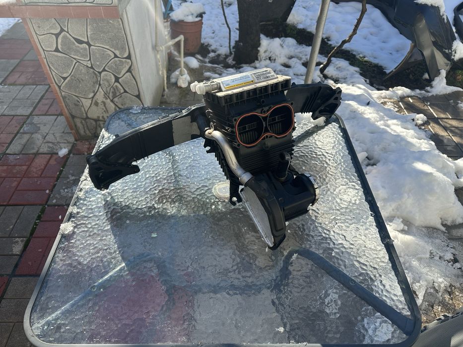 RS6 RS7 S7 S6 S8 колектор всмукателен 4.0 TFSI