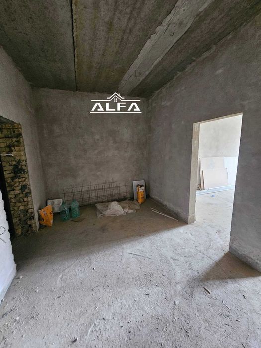 kvartira xonadon uy sotiladi 1 xonali 50m² 5-qavat.