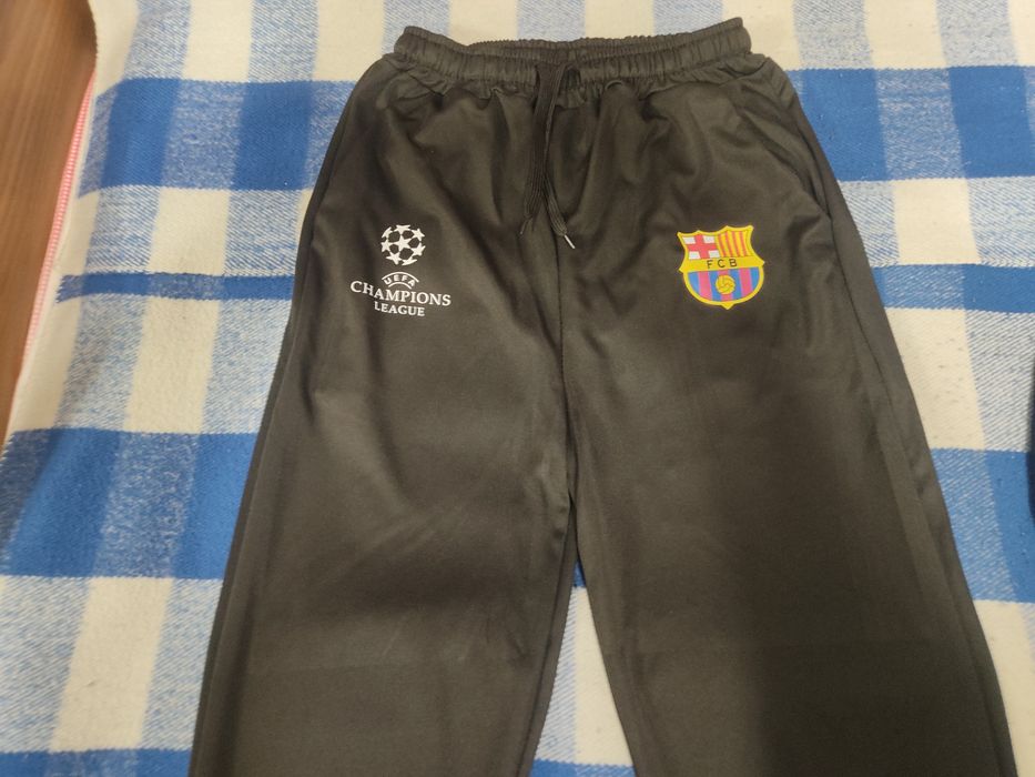 Спортивный костюм