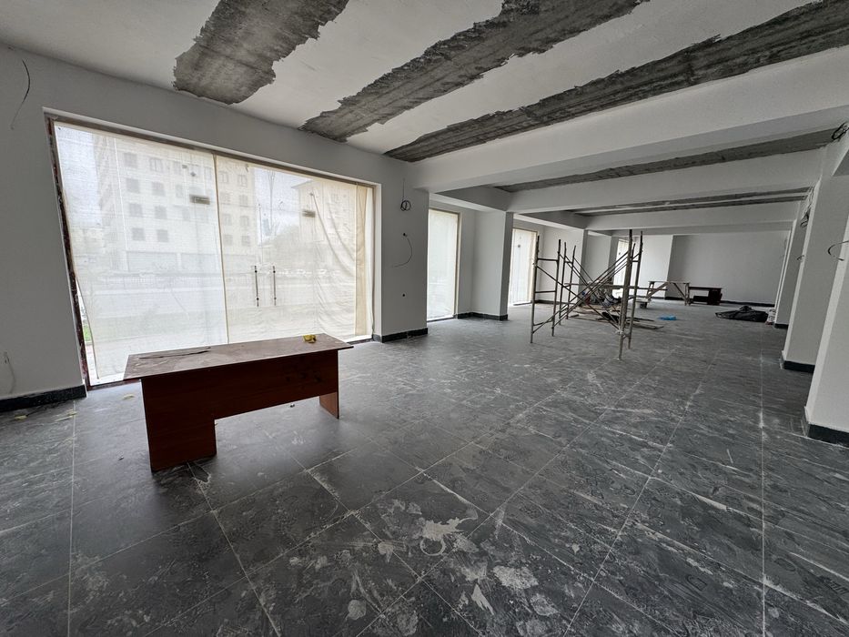 Katta magazin sotiladi buxoroda