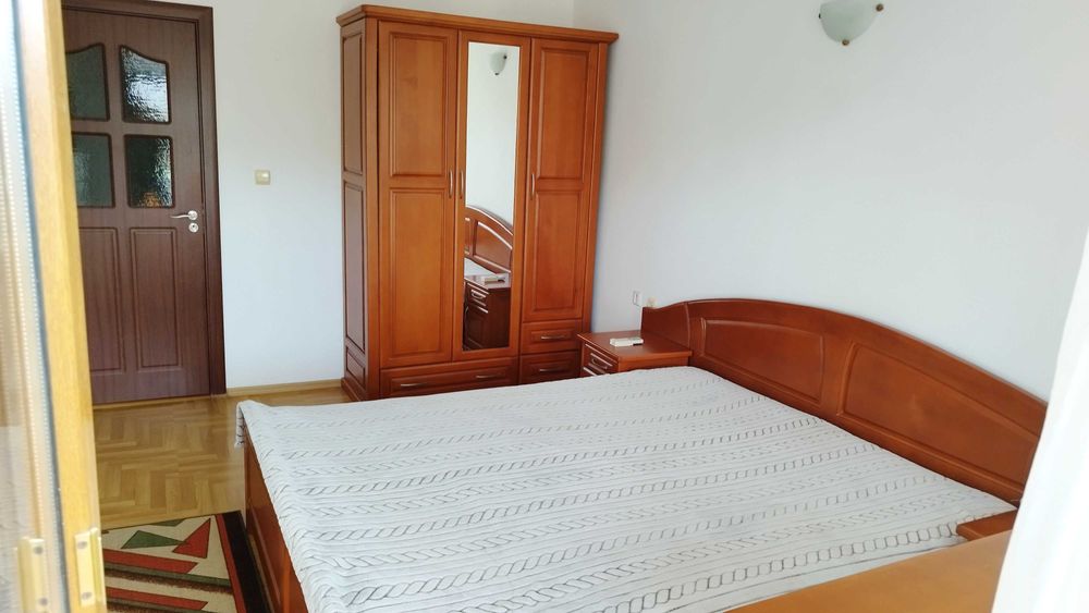 Продава се Тристаен апартамент в Бургас, Възраждане - 123 кв.м за 1911 €/кв.м - Снимка #3