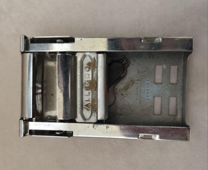 Уред за заточване на бръснарски ножчета ALLEGRO