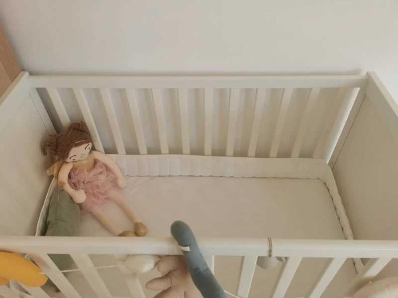 Pătuț IKEA alb și saltea din spumă IKEA – stare foarte bună