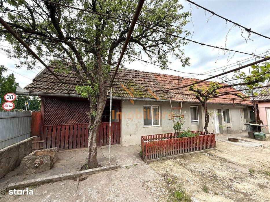 Casa Cu Teren 1081 Mp | Acces Auto | Zona Sacuieni | Localitatea Cadea