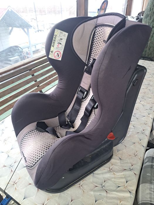 Vand scaune auto copii