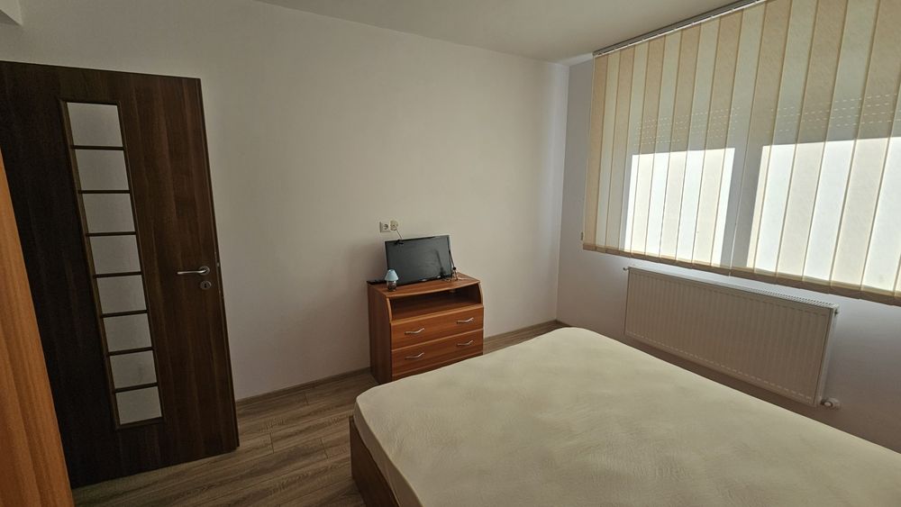 Apartament decomandat 55 mp de închiriat, Cetate