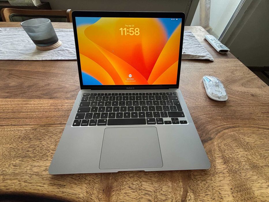 Macbook Air M1 (CTO) 8C/8C/16GB/512GB