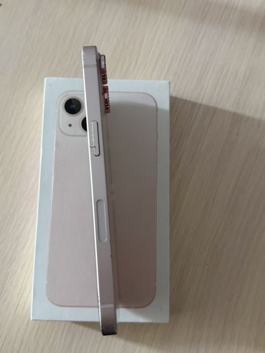 iPhone 13. Цена  100000к