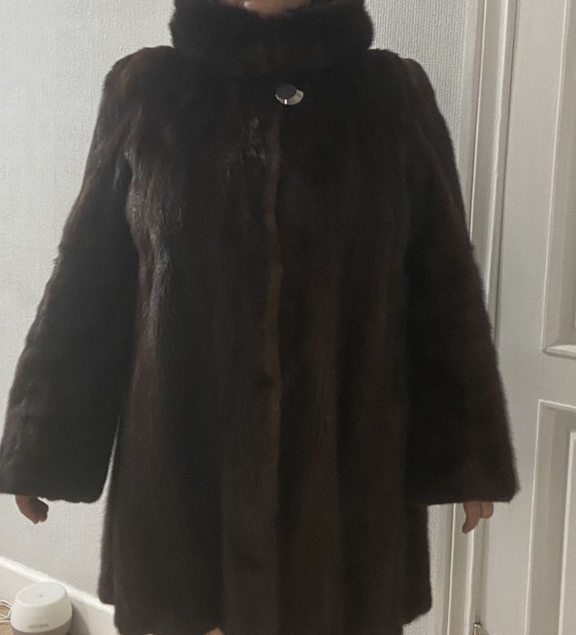 Продам норковую шубу б/у