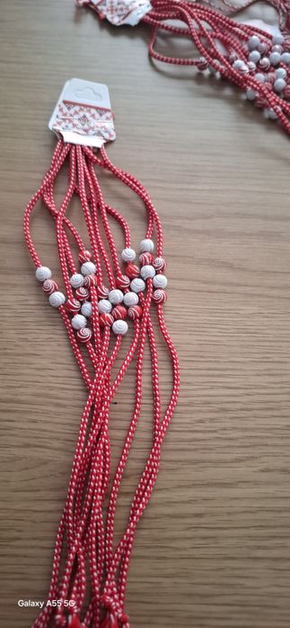 Мартеници по 5 и 10 броя