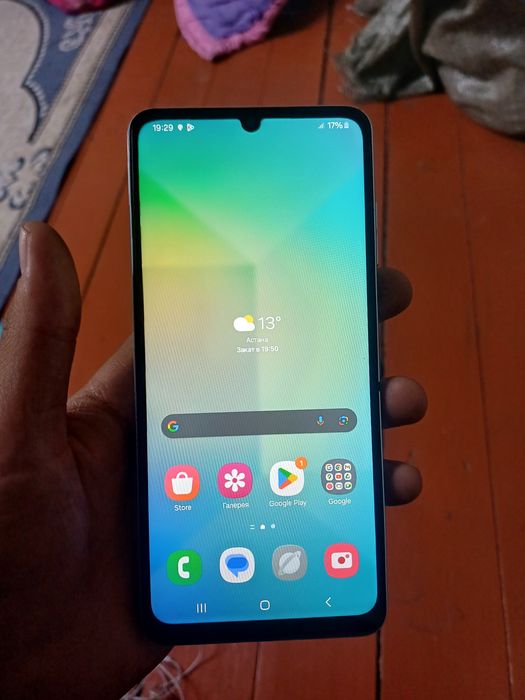 Продам отличный телефон Samsung a06