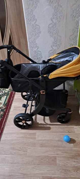 Продам коляску детскую