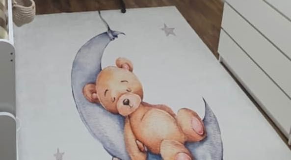 Детски килим мече