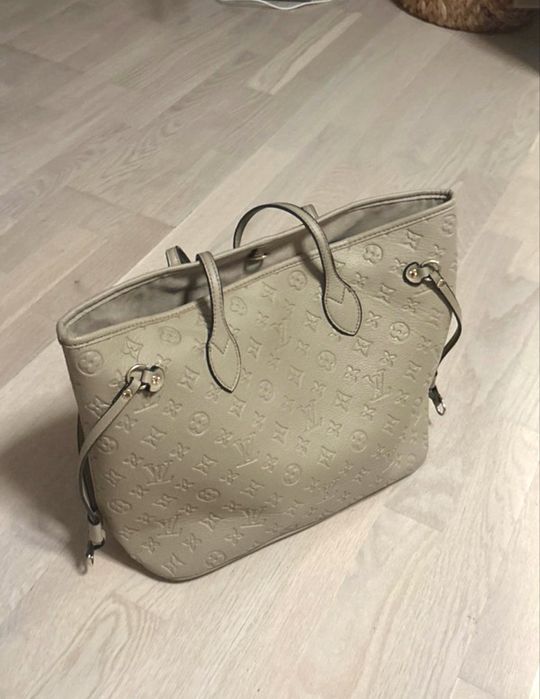 geanta louis vuitton