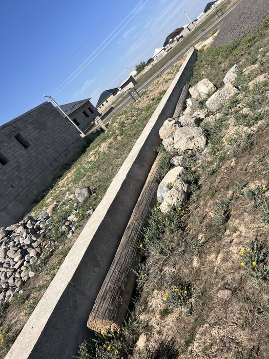 Продается столб деревянный