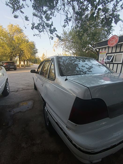 Nexia 1 sons 1999yil prabek:3,5krug yurgan