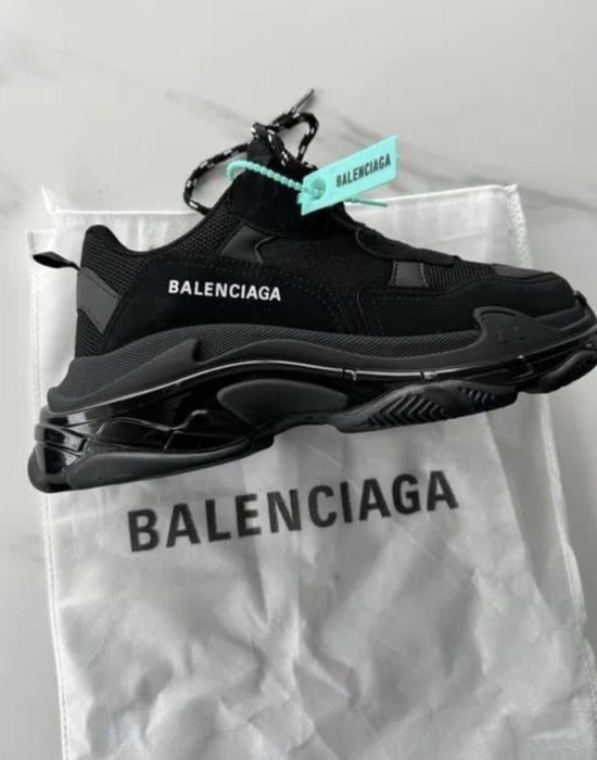 ULTIMELE PERECHI!! Adidasi / Sneakers Balenciaga Triple S Negru Marimi 36-44 Unisex