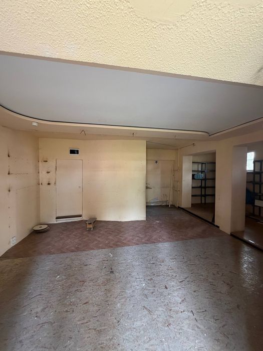 Срочно продается нежилое помещение Ц5 аллайский