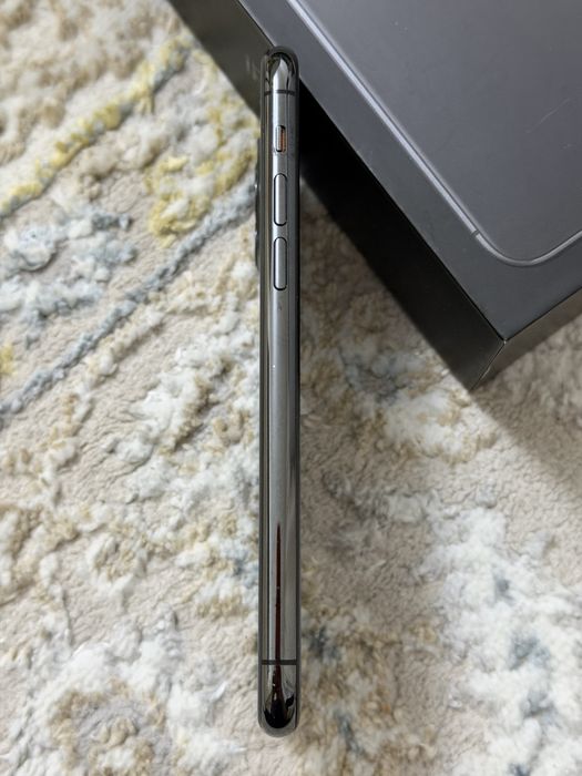 Продаю IPhone 11 Pro 64 GB