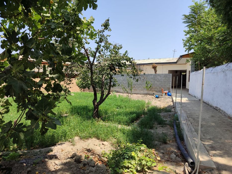 Ховлти Уй сотилади