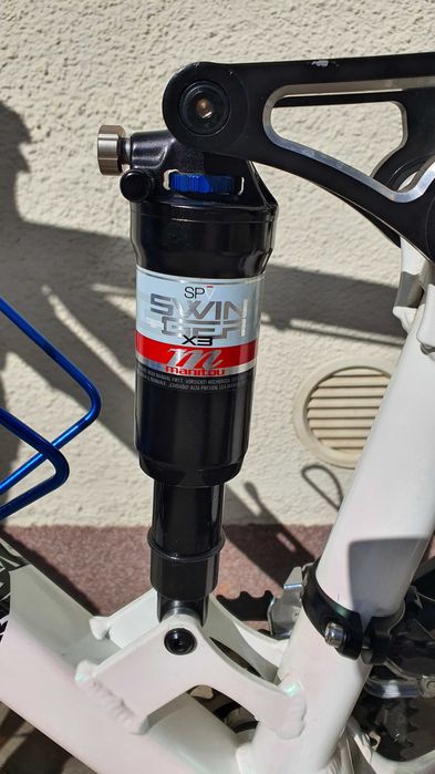 Vand MTB Genesis full suspension