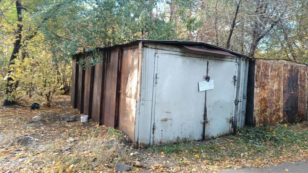 Продам железный гараж