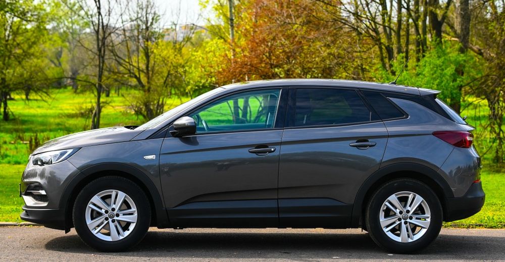 OPEL Grandland x se vinde