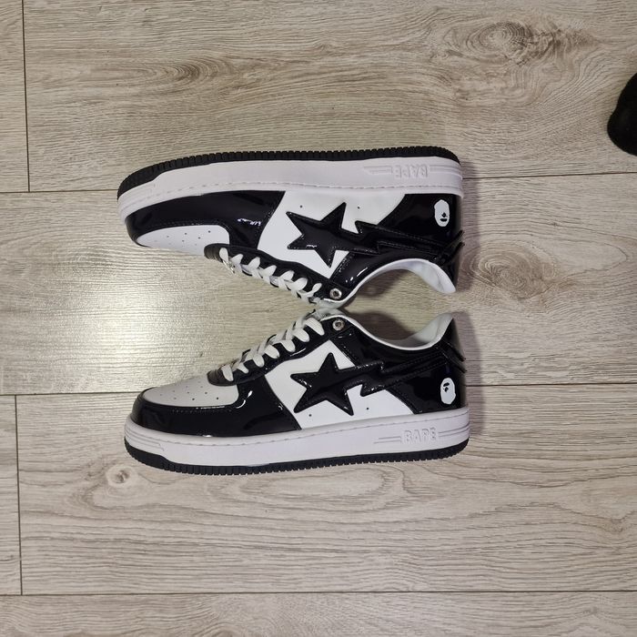 Bapesta negru si alb