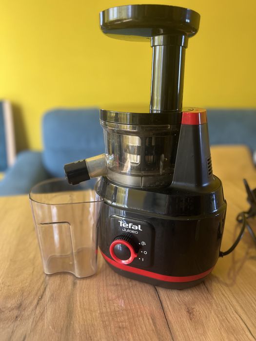 Сокоизтисквачка за студено пресоване Tefal Juiceo