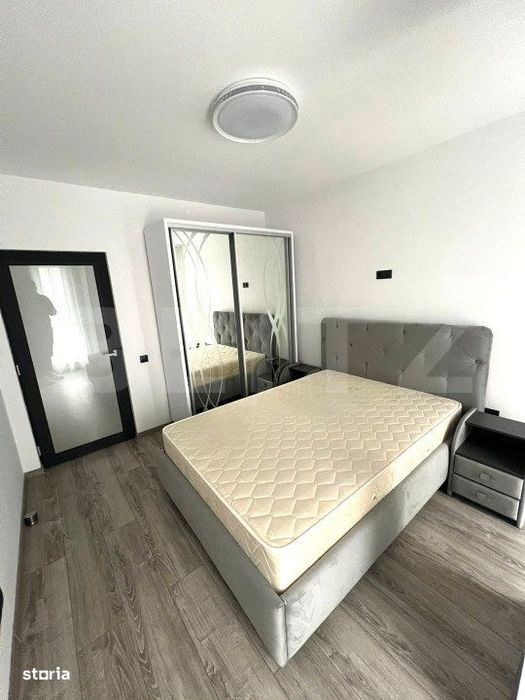 Apartament 3 camere, 65 mp, parcare, 2 balcoane, zona Pod Marasti