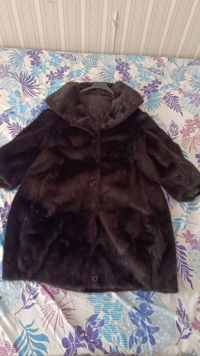 Шуба из натурального меха, тёмно-коричневая
