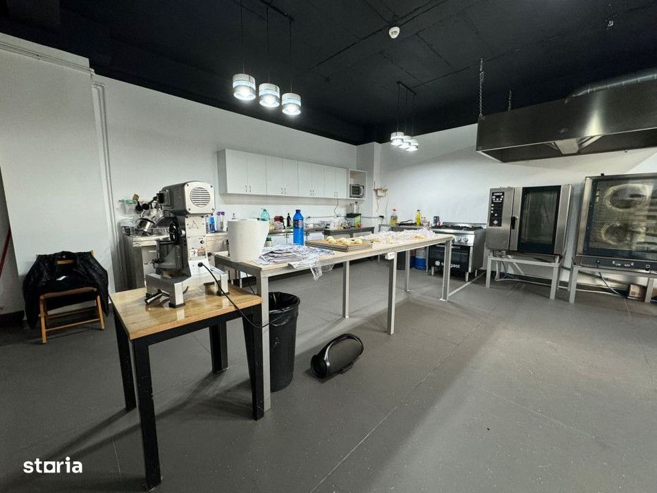 Spatiu comercial, parter, 90 mp utili, vitrina, preluare chiriasi, Dam