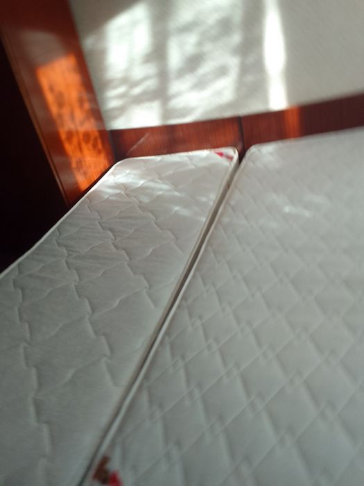 Продам 2 односпальные кровати