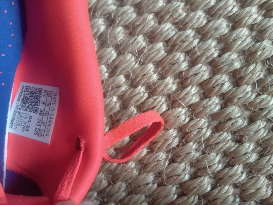 Ghete fotbal Adidas Predator