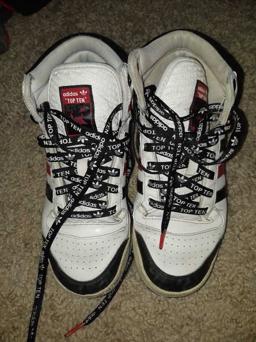 Vând adidași înalți marca Adidas, originali, mărimea 38