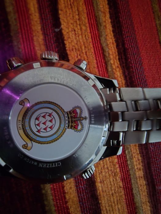 Vand ceas citizen red arrow, editie limitata