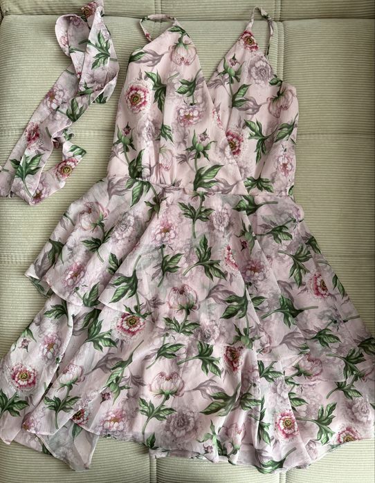 Феерични рокли Junona