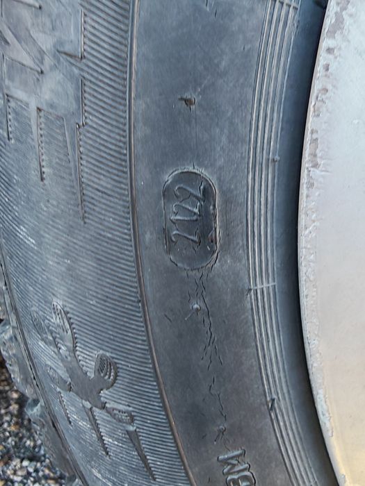 Джанти с гуми за Форд